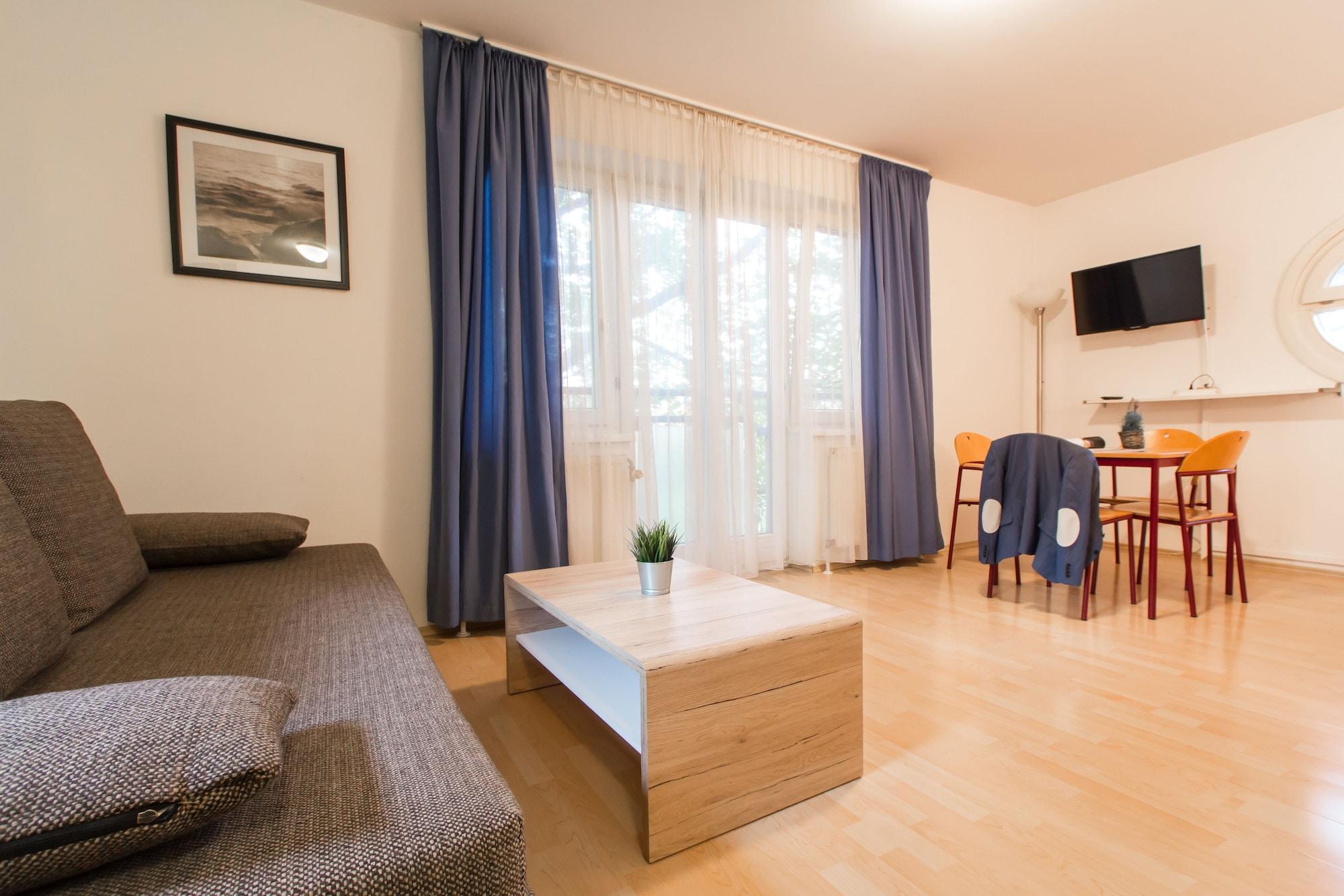 Apartmenthaus Hietzing I Contactless Check-In Vienna Esterno foto